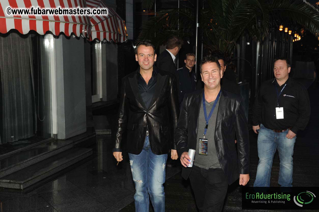 Adult Webmaster Canal Cruise