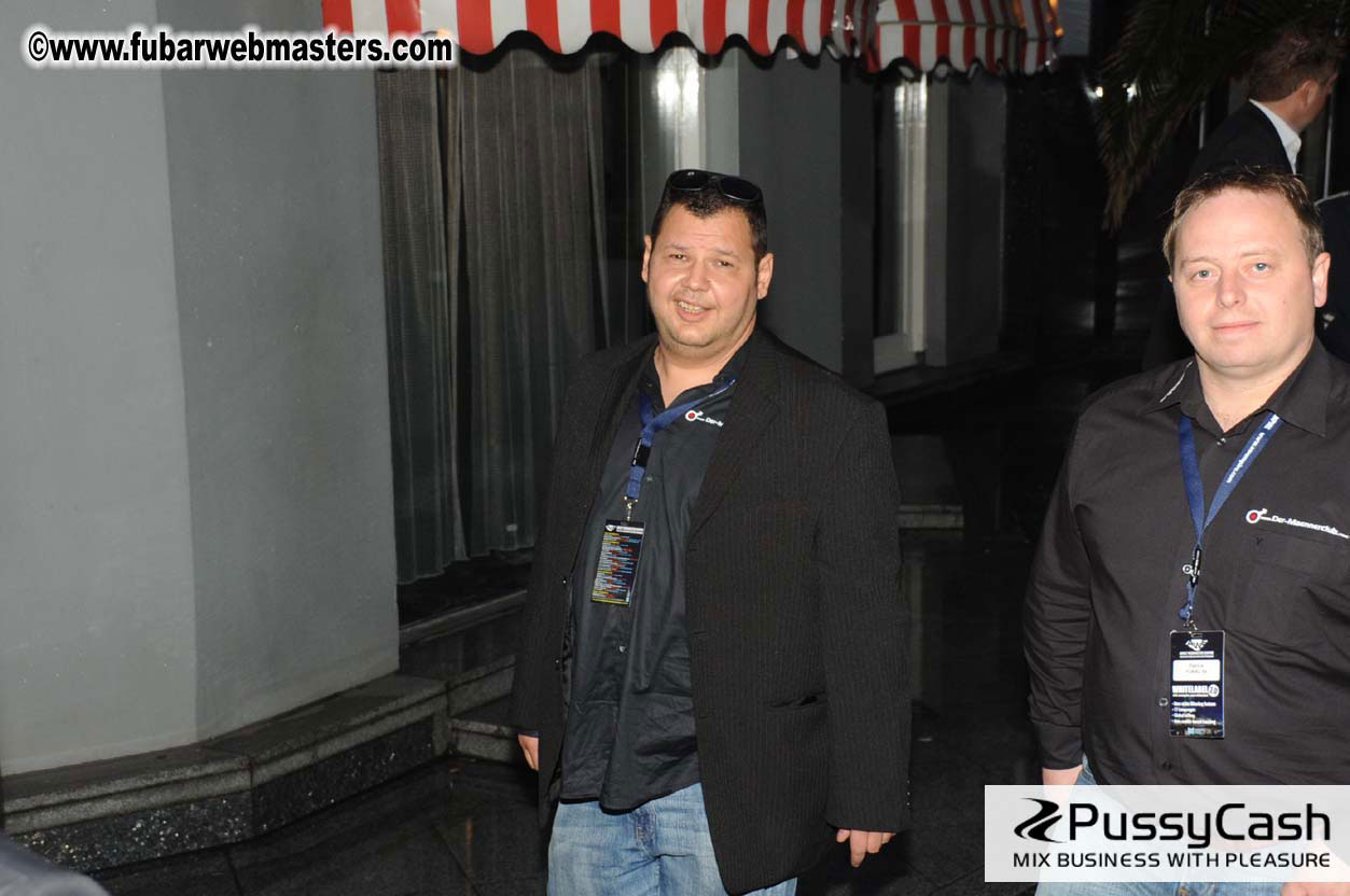 Adult Webmaster Canal Cruise