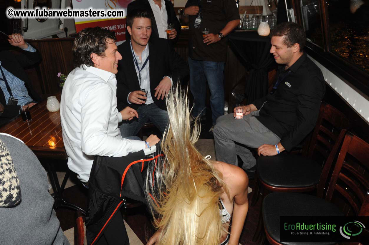 Adult Webmaster Canal Cruise