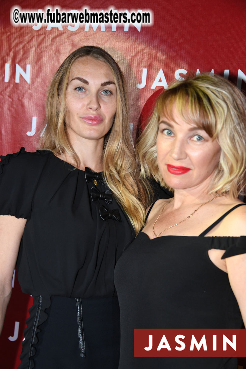 Wild & Red - Party by Jasmin