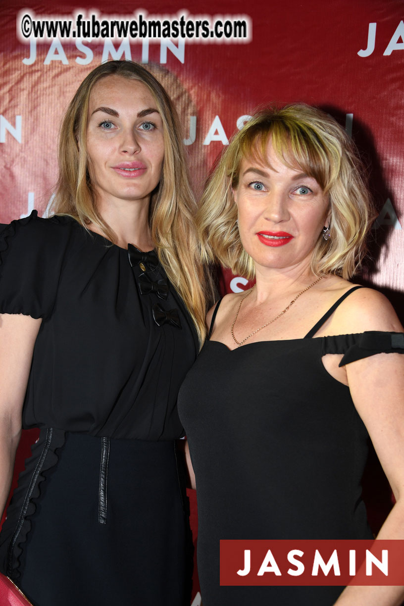 Wild & Red - Party by Jasmin