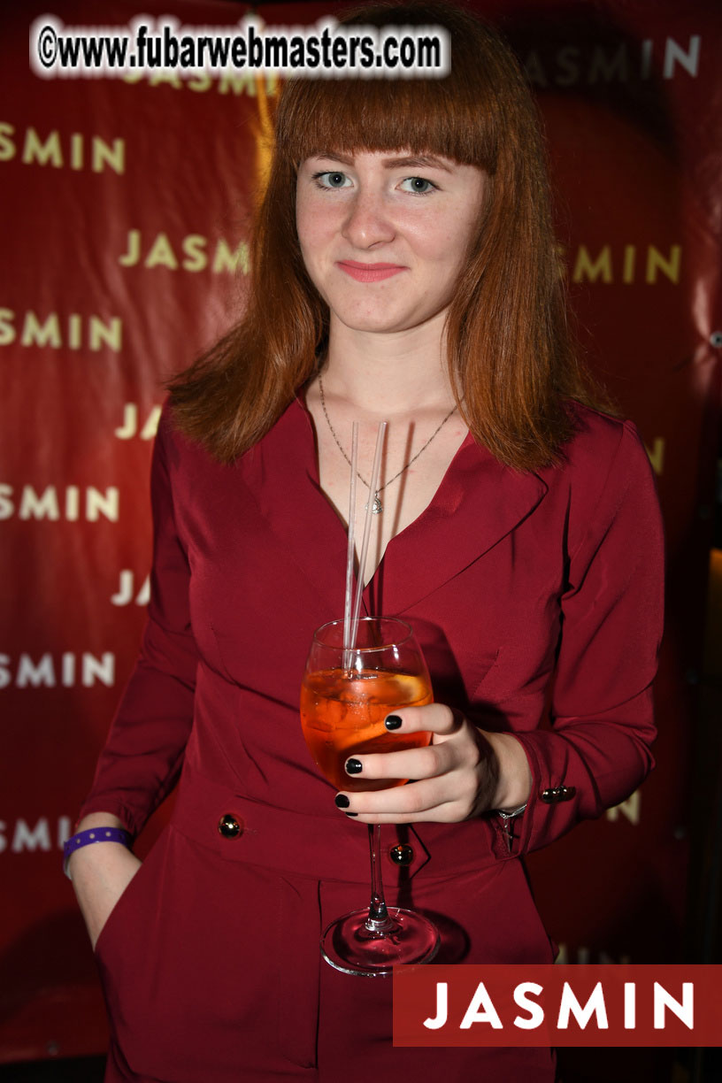 Wild & Red - Party by Jasmin