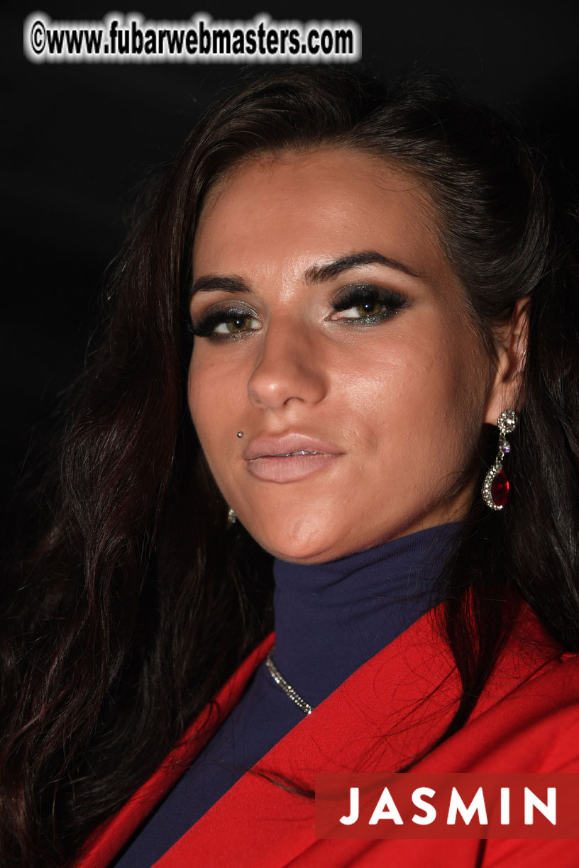 Wild & Red - Party by Jasmin