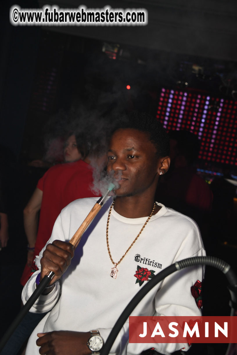 Wild & Red - Party by Jasmin