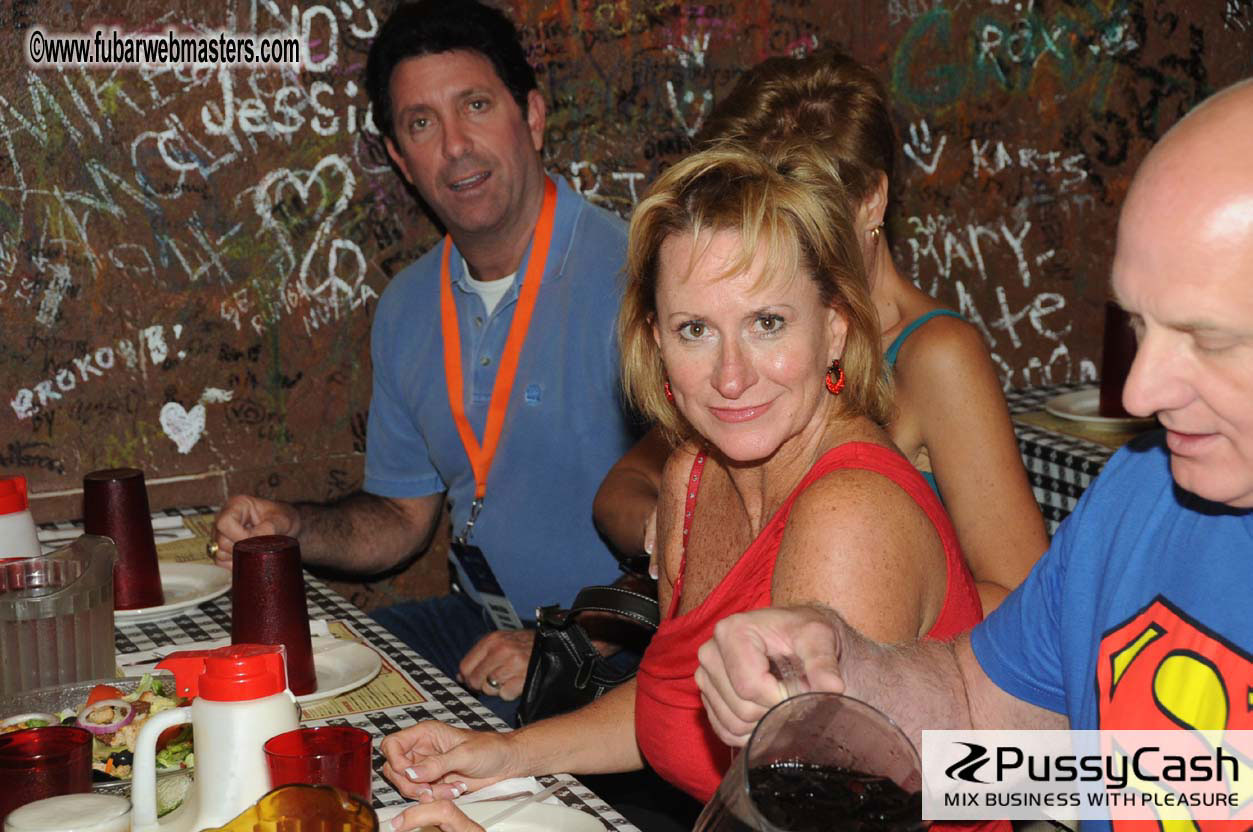 A Chicago Pizza Business-Networking Party 