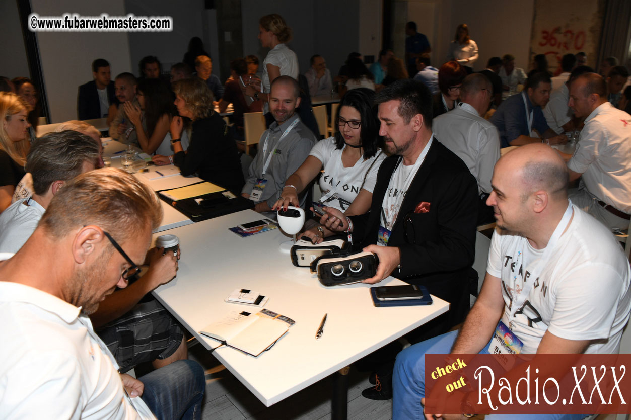 Seminars and Speed Networking