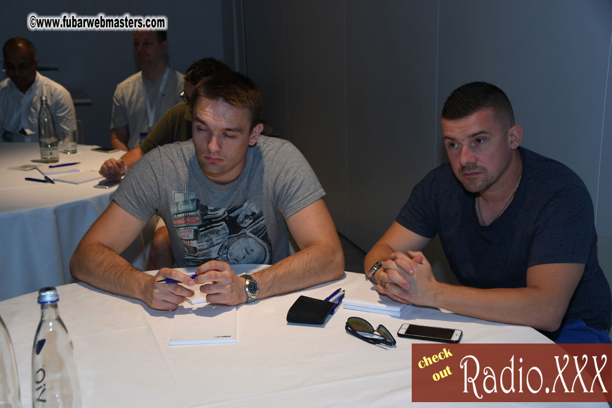 Seminars and Speed Networking