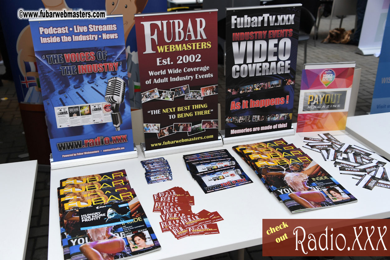 Mix & Meet Happy Hour