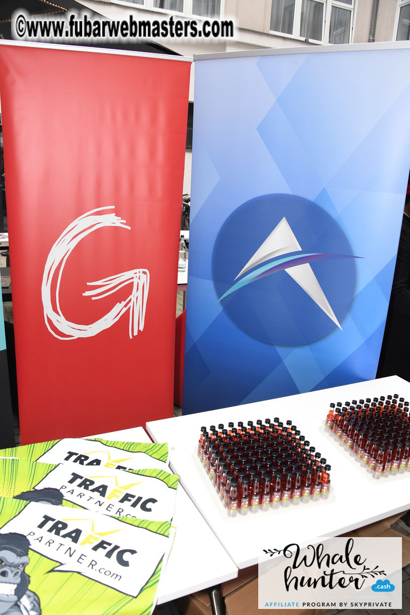 Mix & Meet Happy Hour