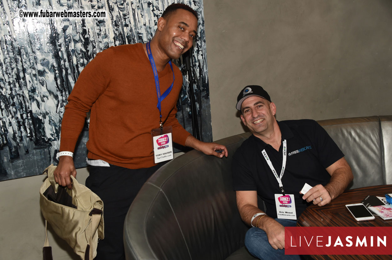 XBIZ Mix & Meet Happy Hour