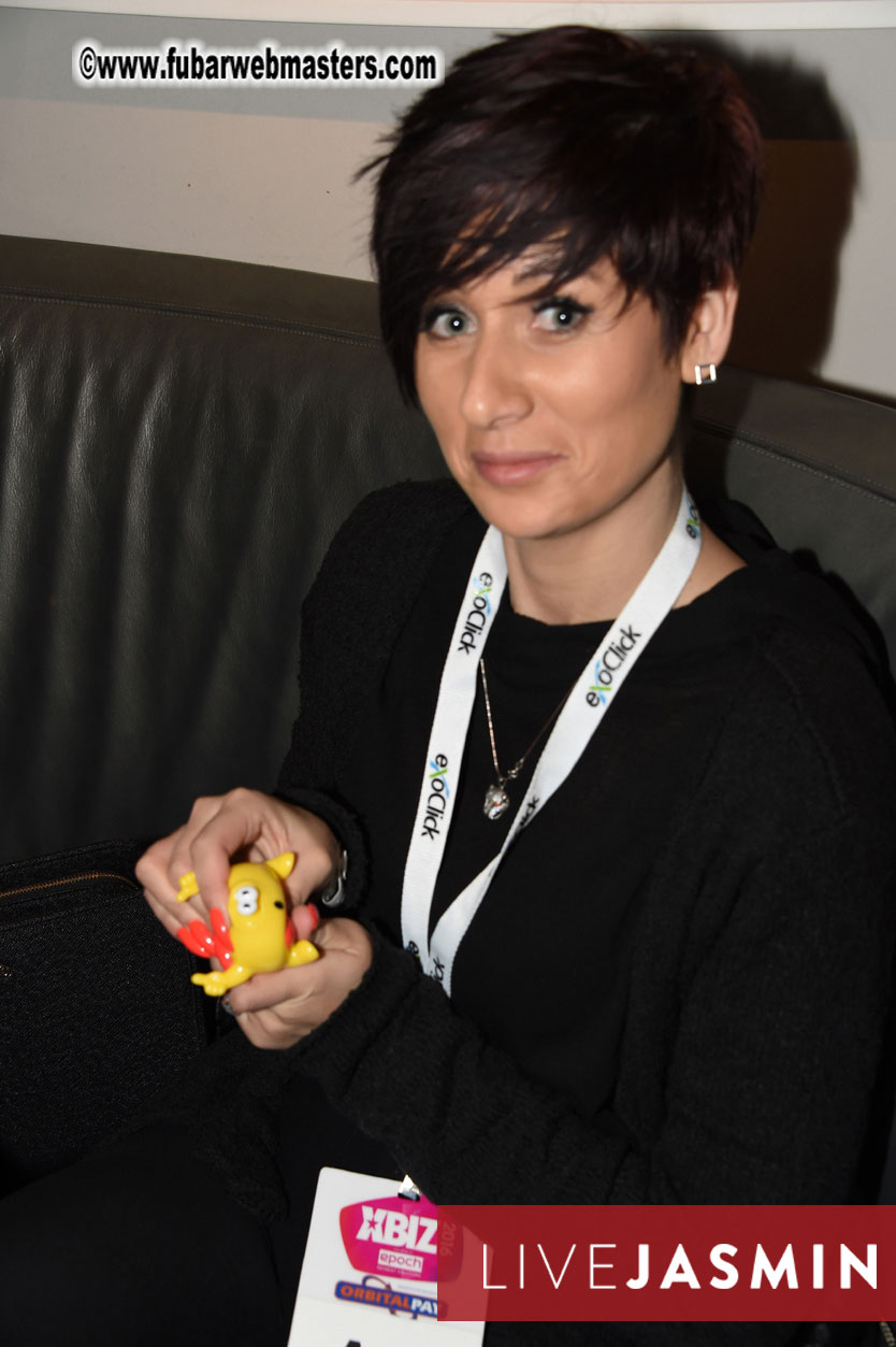 XBIZ Mix & Meet Happy Hour