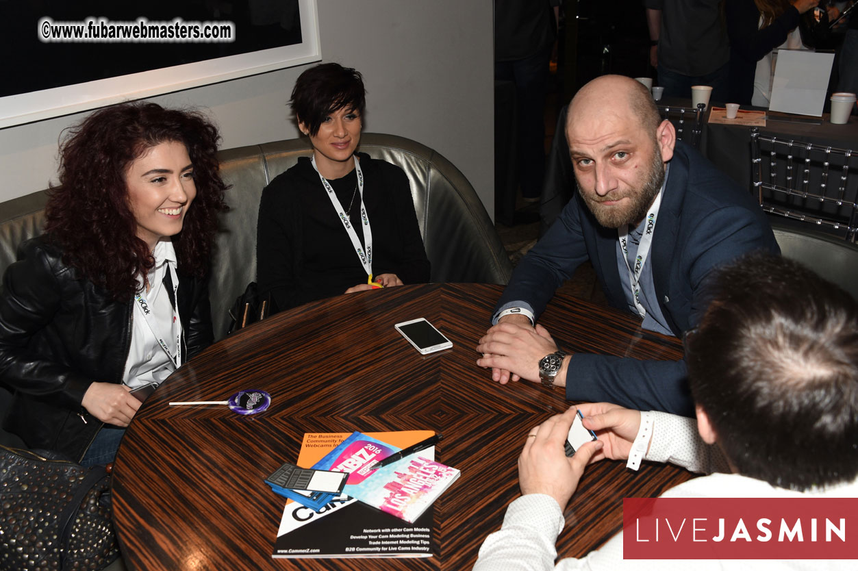 XBIZ Mix & Meet Happy Hour