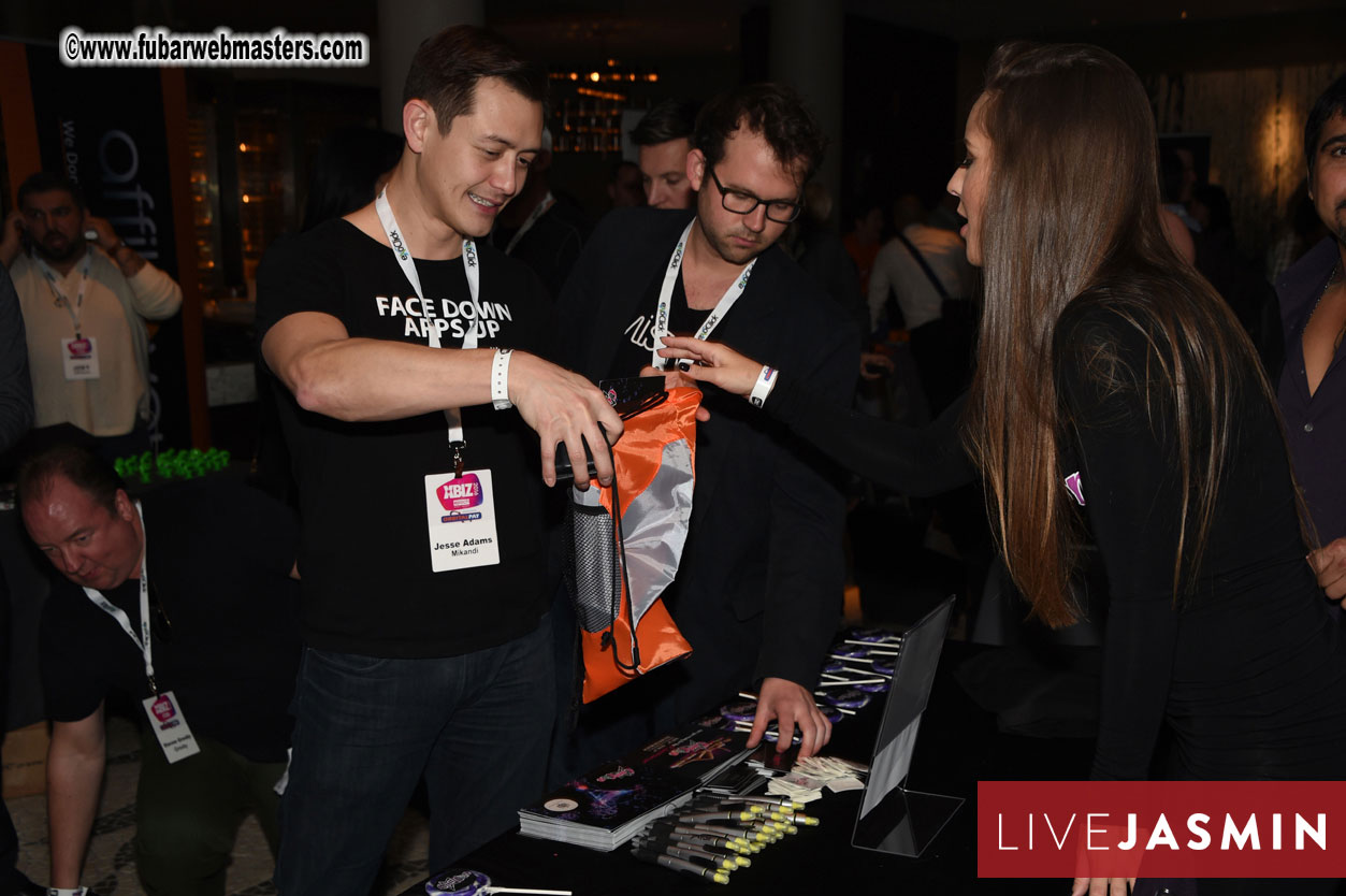 XBIZ Mix & Meet Happy Hour