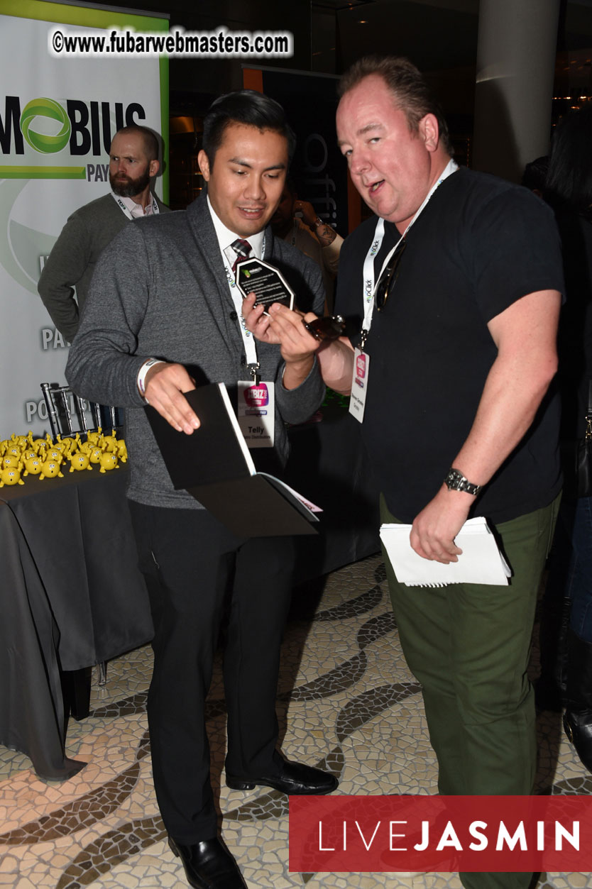 XBIZ Mix & Meet Happy Hour