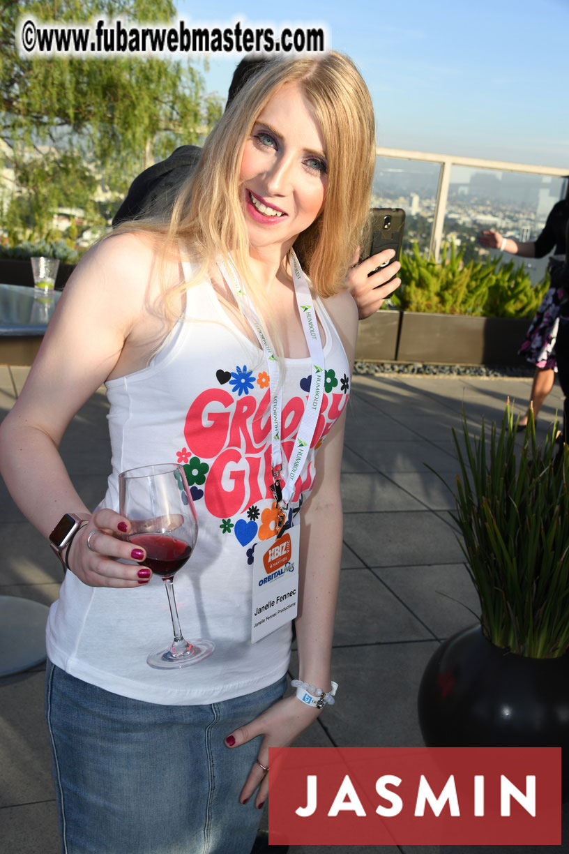 Grooby Happy Hour