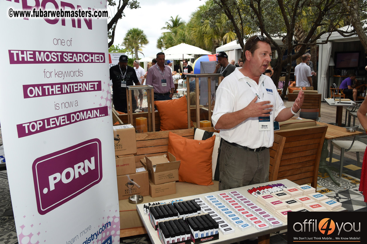 Happy Hour Mix & Meet