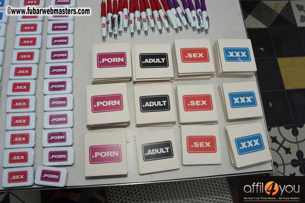 Happy Hour Mix & Meet