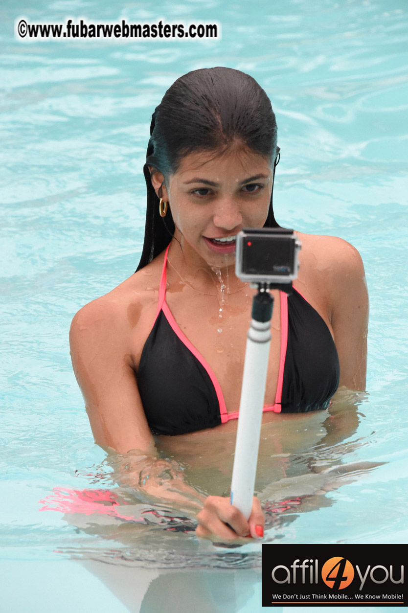 Happy Hour Mix & Meet