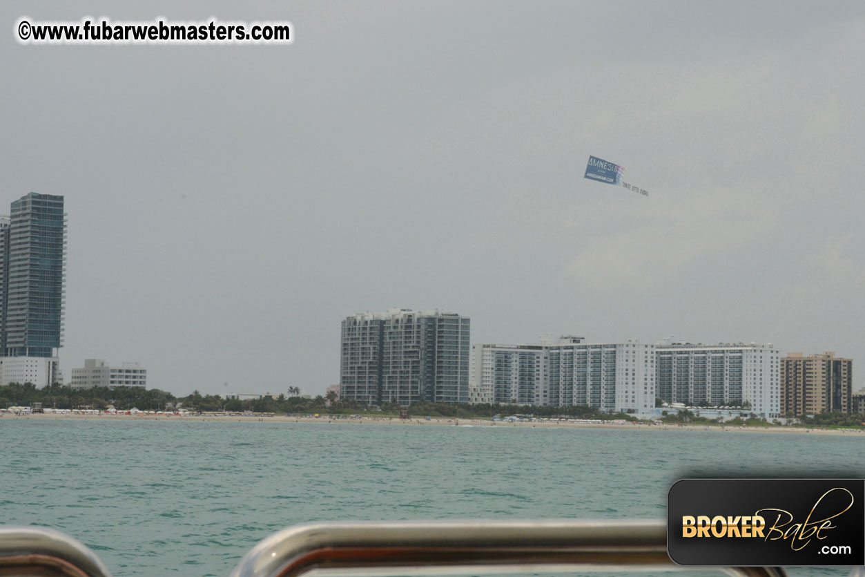 MojoHost Farewell Yacht Cruise