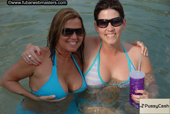 Hard Rock Pool & Cabanas