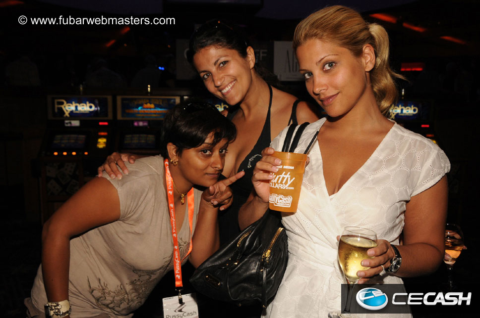 Happy Hour @ the Circle Bar