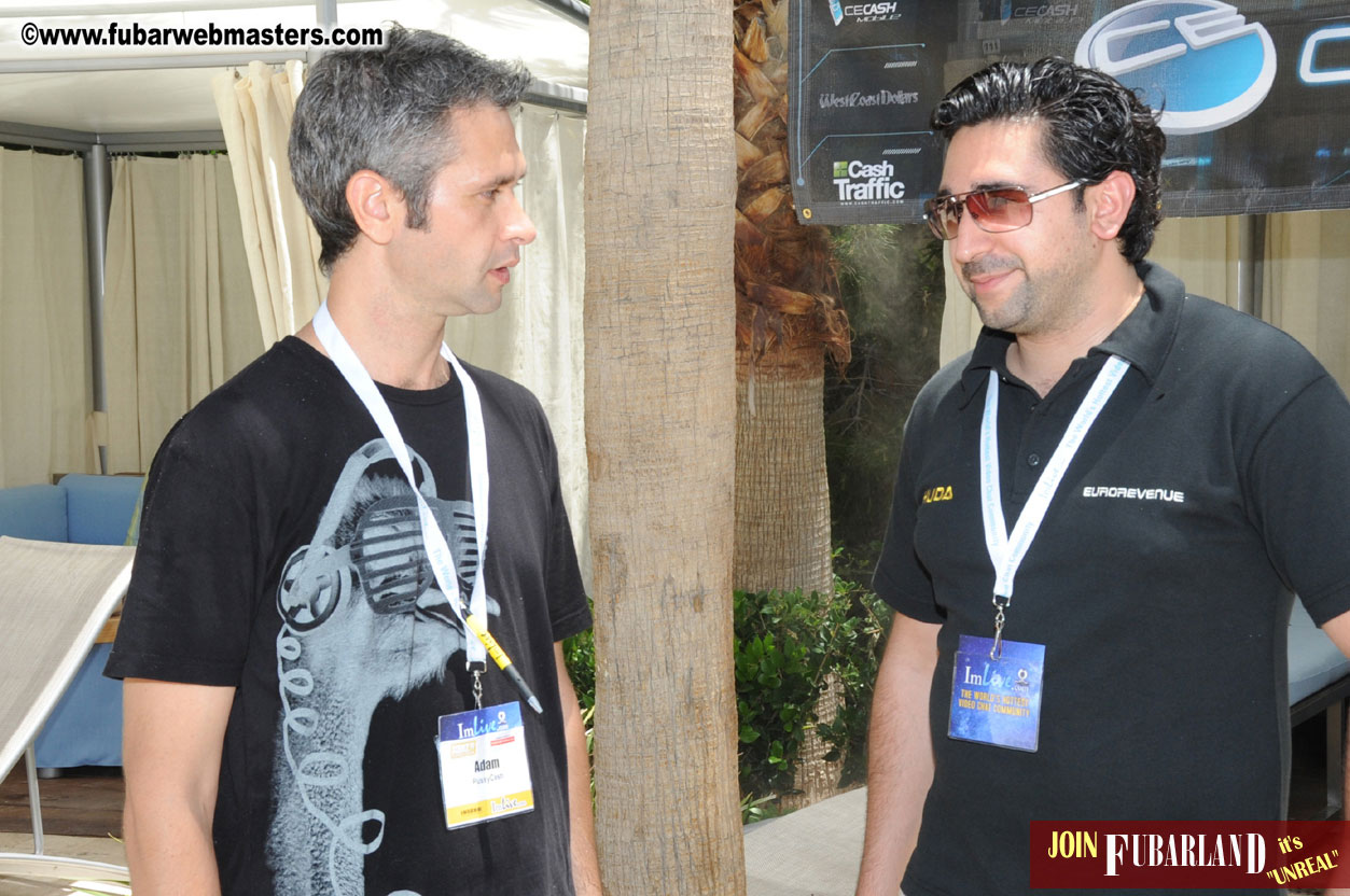 Cabana Exhibits & Networking Hub @ Dish Pool