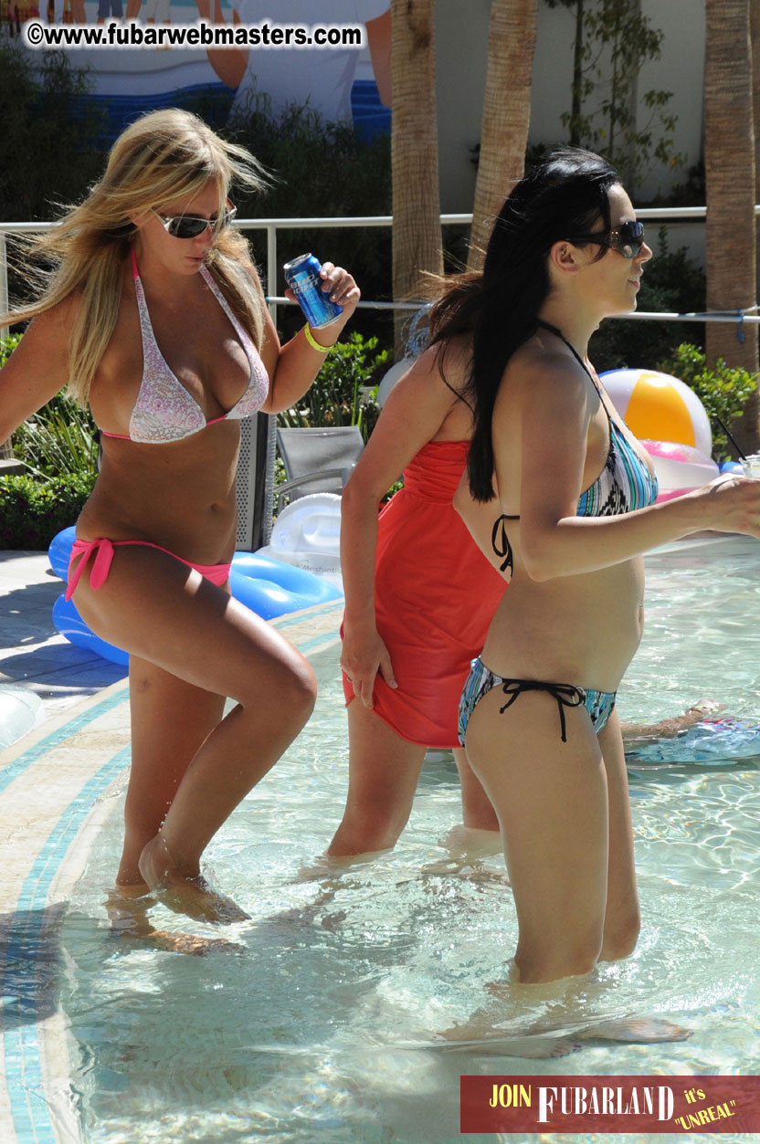 Cabana Exhibits & Networking Hub @ Dish Pool