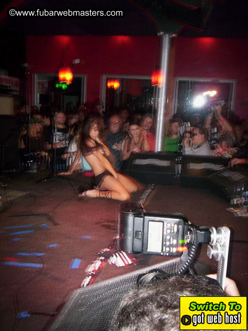 XFANZ Rocks Burlesque