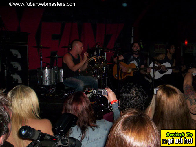 XFANZ Rocks Burlesque