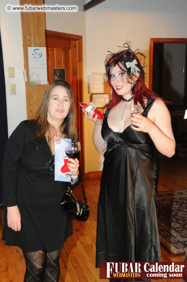 2Much.net Christmas Cocktails and Dinner