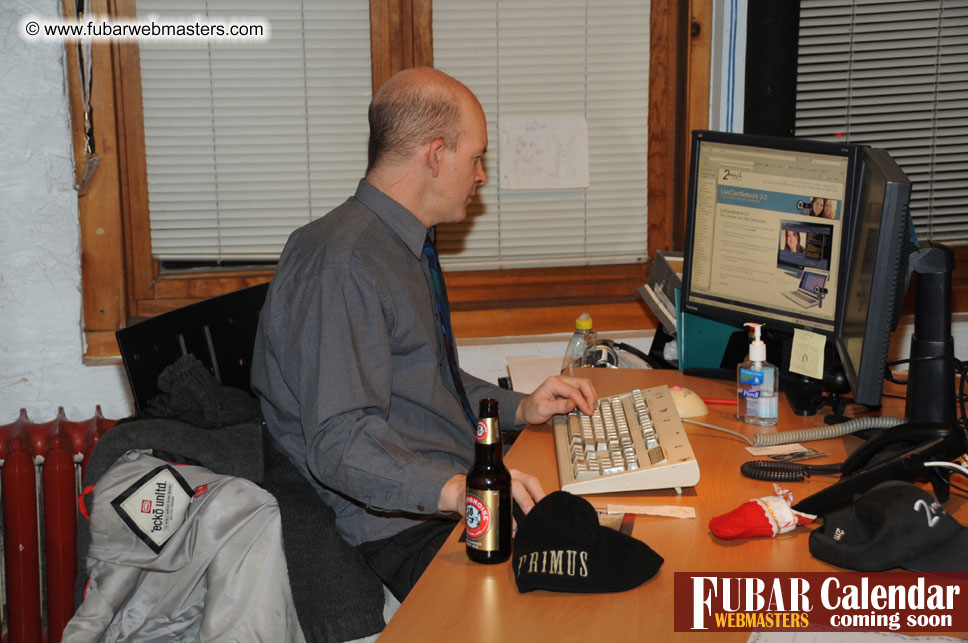 2Much.net Christmas Cocktails and Dinner