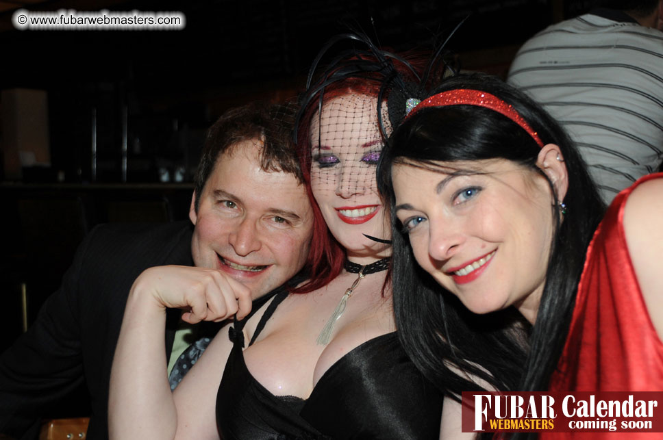 2Much.net Christmas Cocktails and Dinner