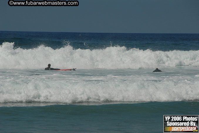 Ycaza & Mike Hawk Surfing