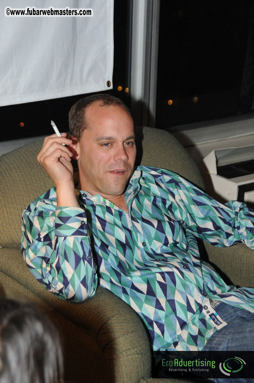 MojoHost Suite Party