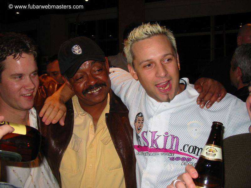 Photos courtesy of DringHard 2003