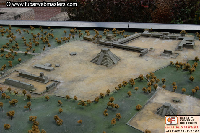 Chichen-Itza Tour 2004