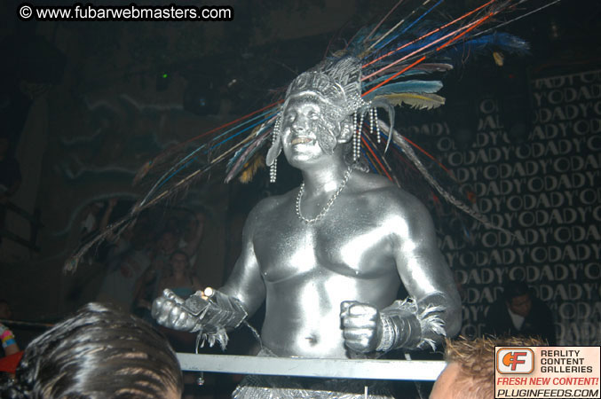 Clubbing at Senor Frog's & DaddyO's 2004