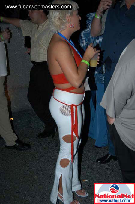 NationalNet's southern hospitality @ The Compound 2004