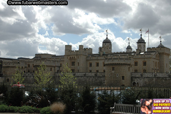 Around London and the Party set-up @ Tantra 2005