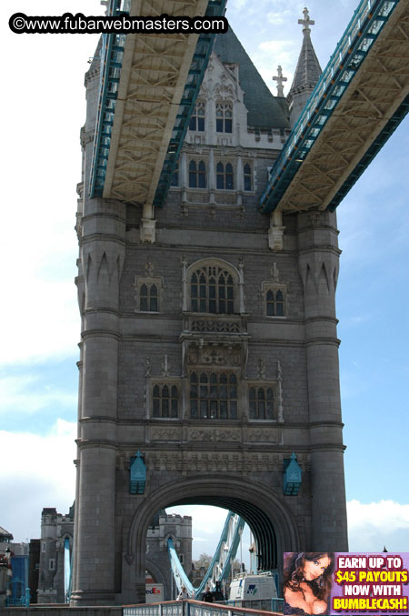 Around London and the Party set-up @ Tantra 2005