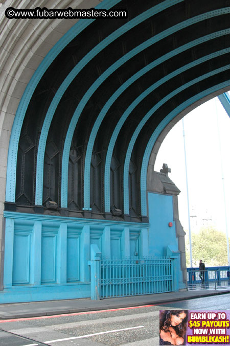 Around London and the Party set-up @ Tantra 2005