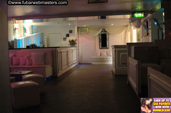 Around London and the Party set-up @ Tantra 2005