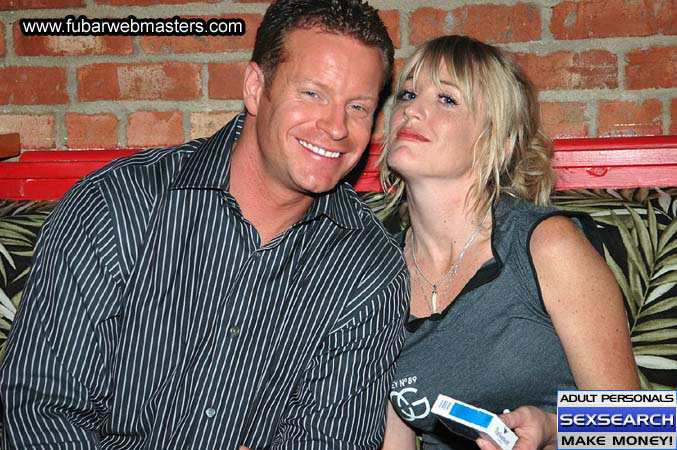 WarmUp Party at Club Living 2005