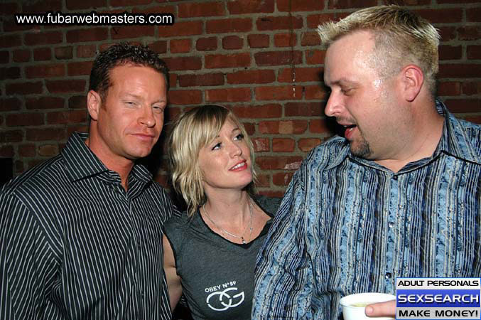 WarmUp Party at Club Living 2005