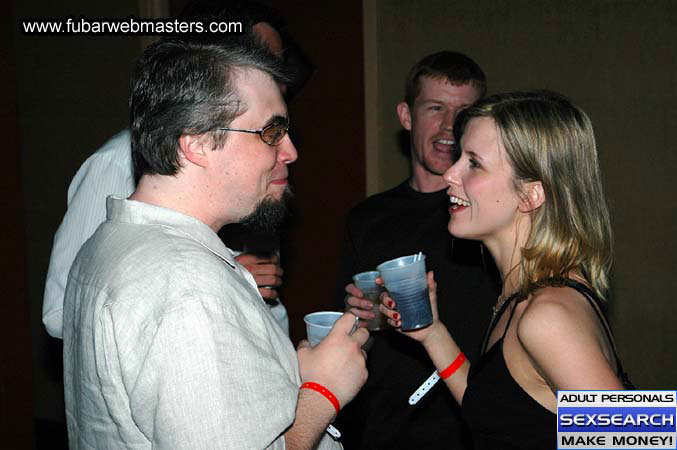 WarmUp Party at Club Living 2005