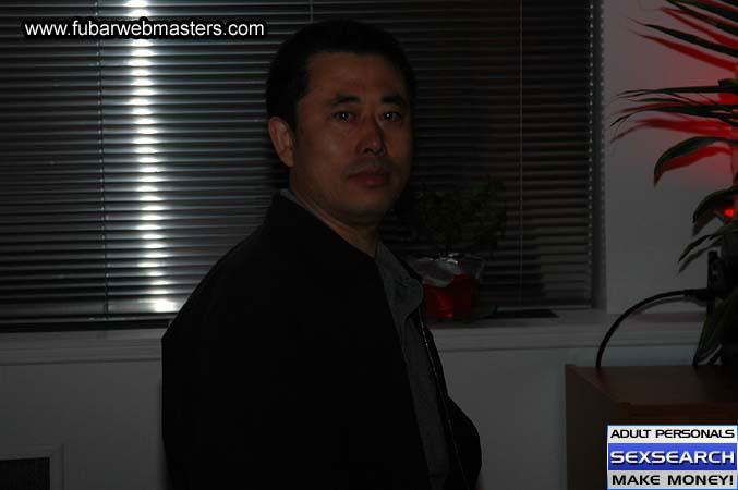 2much.net Winner's Celebration Round-out Party 2005