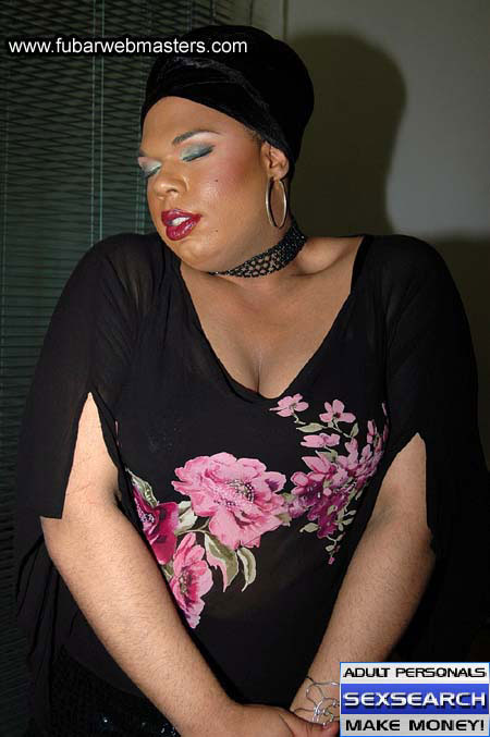 2much.net Winner's Celebration Round-out Party 2005