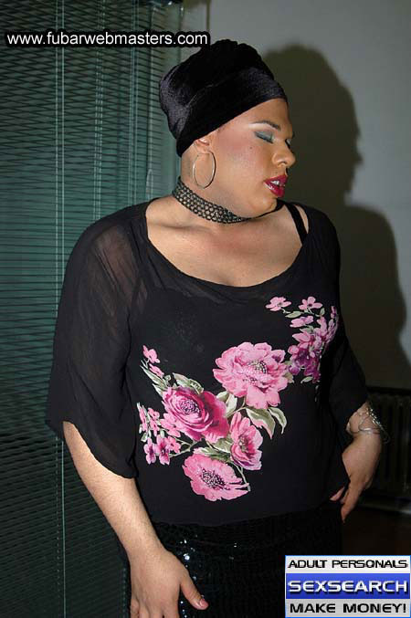 2much.net Winner's Celebration Round-out Party 2005