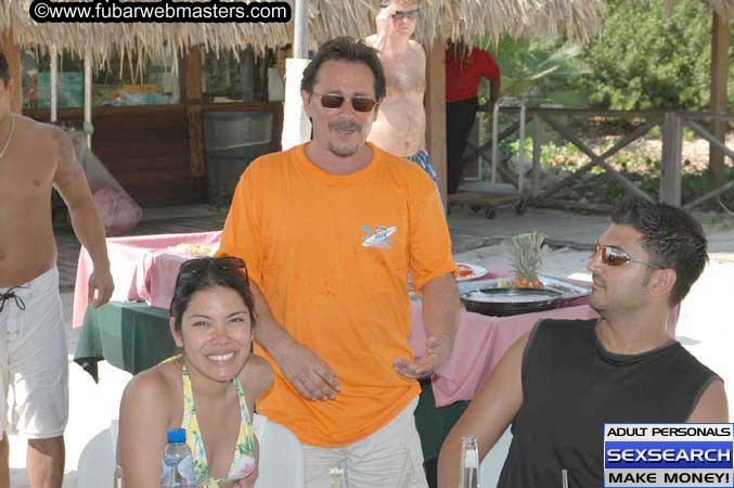 Jupiter Hosting and SpaCash Beach Party 2005