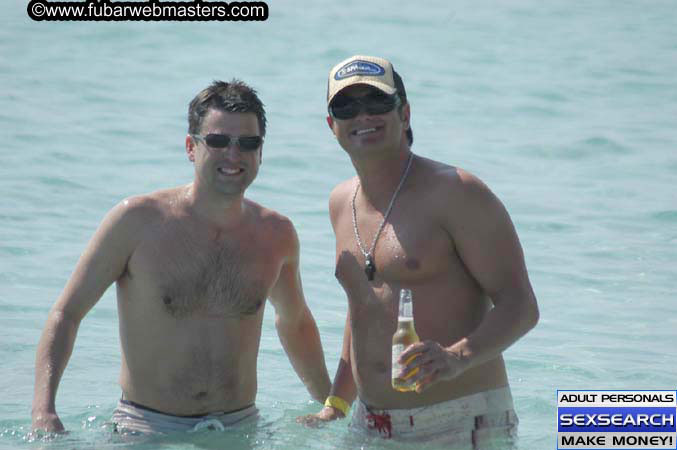 Jupiter Hosting and SpaCash Beach Party 2005